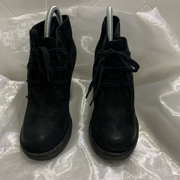 Browns Shoes - Browns Nubuck Leather Laced Ankle Booties